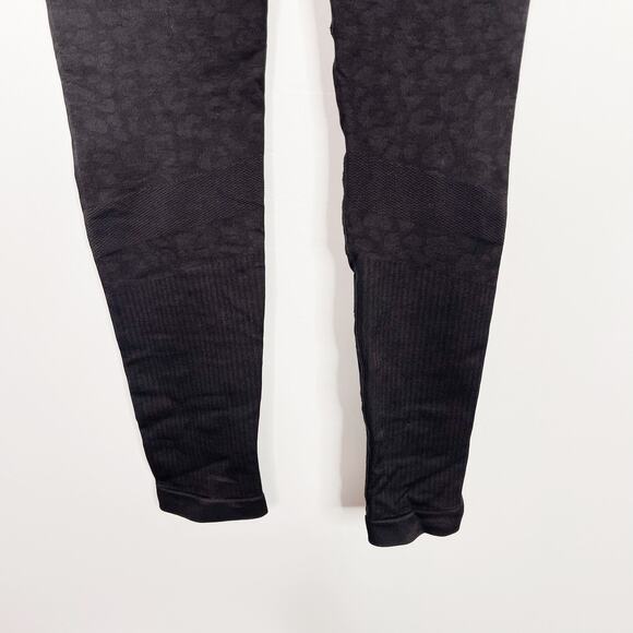 Varley Small S Black Seamless High Rise Quincy Leopard Leggings Jacquard Animal - Picture 9 of 12